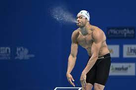 Florent manaudou, qui ambitionne de reconquérir l'or olympique du 50 m dans deux mois aux jeux de tokyo, n'en a pris que la cinquième place aux championnats d'europe, en 21 sec 81. Florent Manaudou A Fait Son Entree Dans La Competition Sur 50 M Papillon A Budapest L Equipe