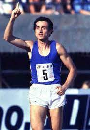 Mar 21, 2013 · pietro paolo mennea nasce il 28 giugno del 1952 a barletta, da una famiglia di umili origini (mamma casalinga e papà sarto). Lo Sport Secondo Grimaus Leggende Dello Sport Pietro Mennea Sport Leggende Atletica