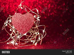 Experte sagt, sie ist „die disruptivste aktie der welt! Valentines Day Dark Image Photo Free Trial Bigstock
