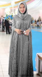 Model dan warnanya membuat gamis ini cocok banget dipakai untuk ngantor. 26 Model Baju Lebaran 2020 Untuk Wanita Gemuk Yang Populer