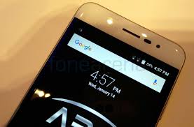 Panasonic Eluga Arc Photo Gallery