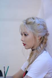 .kim hyuna from 4 minute, i loved her hairstyle and hair color, anybody knows what kind of exact i'd really very appreciate it if somebody gave me a link of the haircolor, and haircut style so the hair. Hyuna