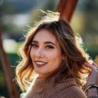 Melissa Blas's Instagram, Twitter & Facebook