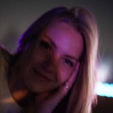 Isabel Beasley's Instagram, Twitter & Facebook