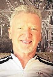 Robert Slezak's Instagram, Twitter & Facebook