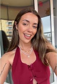 Shona Herbert's Instagram, Twitter & Facebook