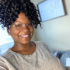 Danielle Phifer's Instagram, Twitter & Facebook