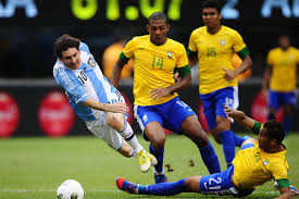 The soccer teams argentina and brazil played 21 games up to today. Brazil Vs Argentina 2019 Live Stream Time Tv Channels And How To Watch Copa America Online Managing Madrid