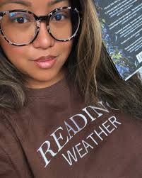 Mia (@mia.read.it) • Instagram photos and videos