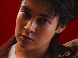 Ben Carrillo celebrates Hispanic Heritage Month with new single  “CENTROAMERICANA” [Music Video]