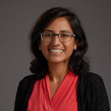 Happy Thursday! Meet Dr. Pooja Agarwal, PGY-1! Hometown: Chicago, IL 🌃  Undergrad/ Medical School: Illinois Institute of Technology/University of  Illinois COM 📖 Fun Fact: Over the summer I started a small backyard