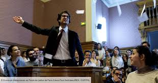 Né en 1928, robert badinter est issue d'une famille juive d'origine roumaine. Discours En Public Maitrisez Les Techniques Des Grands Avocats Capital Fr