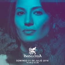 Listen to Winter Wonderland (tooze And Hardwick Remix) free download by Dj  Hardwick in drumup playlist online for free