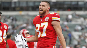 This section compares his draft workout metrics with players at the same position. Travis Kelce Got Caught On Camera Shoving His Offensive Coordinator Says He Immediately Regretted It Cbssports Com