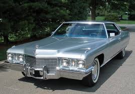 Fleetwood became a much more integral part of a cadillac series name in 1977 with the introduction of the. Pin On Fahrzeuge