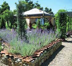 Include a variety of fragrant herbs like lavender, rosemary, and thyme. Gartengestaltung Torsten Spilker