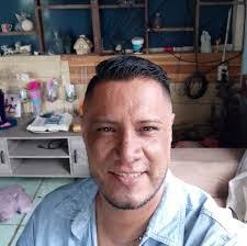 Rick Hollabaugh's Instagram, Twitter & Facebook