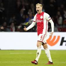 Van de beek will be 'moved on' and looks 'lost' at man utd, says hughes sport van de sheek. Manchester United Agree 35 7m Fee To Sign Donny Van De Beek From Ajax Manchester United The Guardian