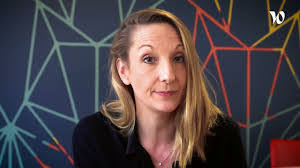 Isabelle Petit's Instagram, Twitter & Facebook