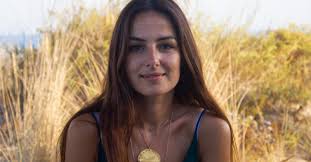 Comecei como técnica de psicologia clínica na. Helena Coelho Celulite Toda A Gente Tem Um Bocadinho A Mais Ou A Menos Nit