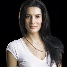 Leanne Martin's Instagram, Twitter & Facebook