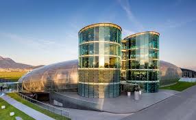 August um 22:10 uhr bei servustv.hier eine zusätzliche fassung: Hangar 7 We Are Hiring Are You Open To New Job Opportunities Click Here For All Positions Available At Hangar 7 Https Bit Ly 2odvgsf We Look Forward To Your Application Helge Kirchberger Photography