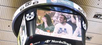 20 funniest kiss cam moments (best of kiss. Making It On The Big Screen The Utah Statesman