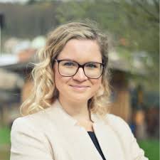 Selina Arnold auf LinkedIn: #vertrauen #treue #verlusten #erfolgen #familie  #unterstützer #mentor…