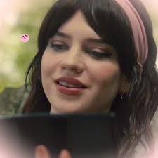 Iris West Halloween Costume