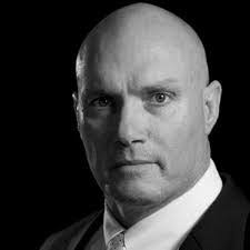 Richard Machowicz's Instagram, Twitter & Facebook