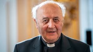 Graubner: Akcent na chudé s novým papežem zůstane