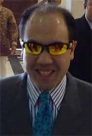 Need to fly from sultan ismail petra airport? Malaysiakini Raja Perempuan Kata Diheret Seperti Lembu