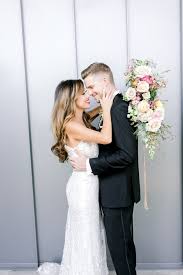 This bohemian hippie wedding dresses took me quite a while to get it. Desert Black Tie Bohemian Wedding Inspiration