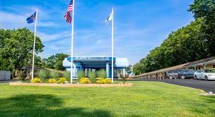 An inviting roadside motor inn preserves it's nostalgic roots for modern day america. Atlantic Inn And Suites Wall Township Wall Nj 2021 Updated Prices Deals