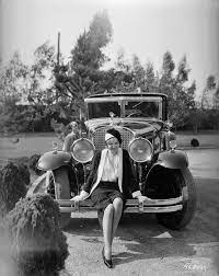 Classic Stars And Luxury Cars 24 Vintage Photos Of Celebrities Posing With Their Cadillacs Vintage Photos Classic Cars Vintage Cars
