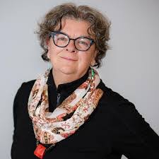 Sheila Greer's Instagram, Twitter & Facebook