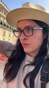 El maguey y la casa amarrilla . . #fotoscreativas #mexicocity #cdmx  #fyppppppppppppppppppppppp