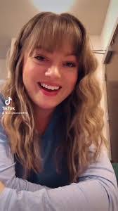 Caryn Harrison's Instagram, Twitter & Facebook