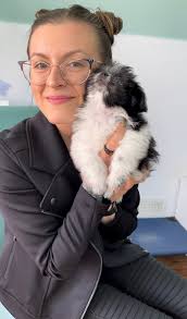 Potty training puppies with potty pads and outdoors