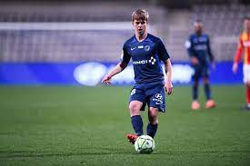 Paris football club, commonly referred to as paris fc or simply pfc, is a french professional football club based in paris. Vincent Koziello Open To Paris Fc Stay Get French Football News