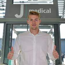 75,00 m €* 12/08/1999 em leiderdorp, holanda. Matthijs De Ligt Undergoing Medical Ahead Of Juventus Transfer Black White Read All Over