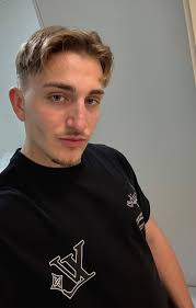 Hello! My boyfriend is really having a hard time finding a job. He is 25  years old and looking for something hands on. He is a great worker and very  reliable.