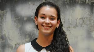 Estel Tomasa viatja a Manchester per perseguir el somni de ser ballarina