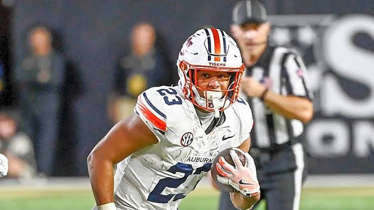 Who Are Auburn's Two Most Significant Returners in 2026? | Yardbarker