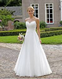 We did not find results for: Amelie Brautkleider 2019 Sabines Brautmode