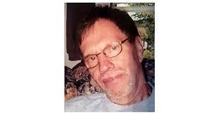 Linda Hecht's Instagram, Twitter & Facebook