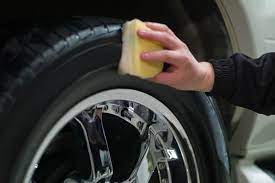 Making your own tire shine is economical and you know exactly what ingredients are going onto your car and into your yard. Homemade Tire Shine Get This Old Tire To Shine Car Roar
