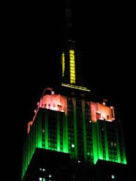 The Empire State Building Lit Up Tonight In Green Pink And Yellow For Easter This Weekend Empire State Building Pink And Green Light Up