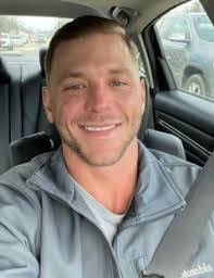 Derek Daigle's Instagram, Twitter & Facebook