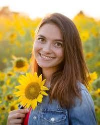 Noelle Whipple's Instagram, Twitter & Facebook